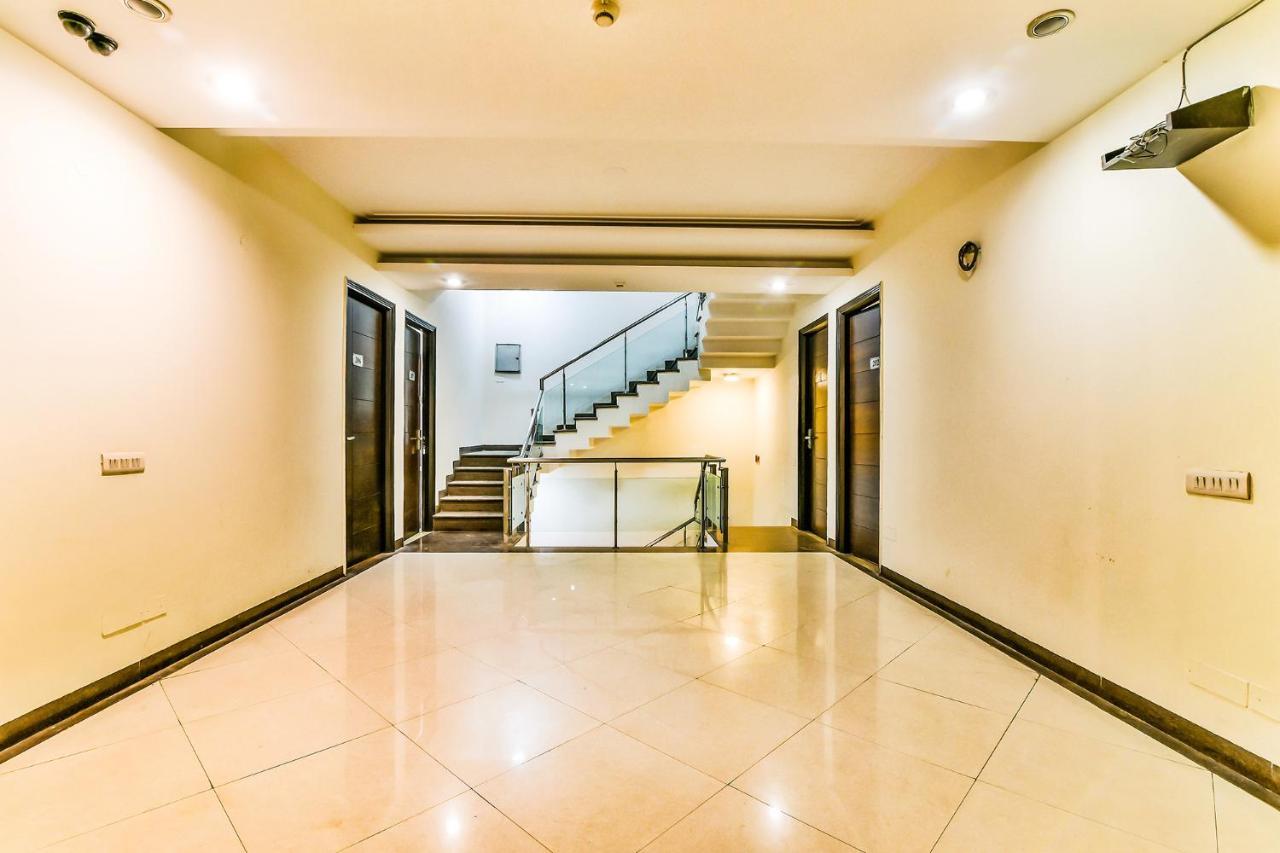 Fabhotel Oasis Dlf Phase 3 Ґурґаон Екстер'єр фото